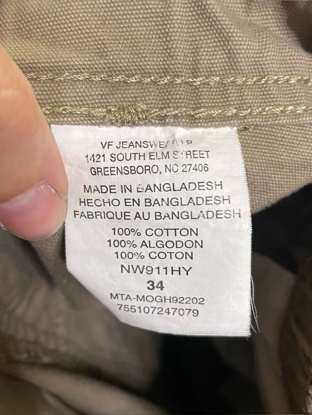 Wrangler 100% Cotton Tan Cargo Shorts with Belt size 34 waist - Picture 2 of 8